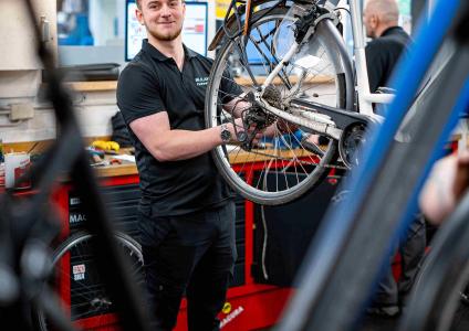 Stella fiets onderhoud of reparatie nodig?